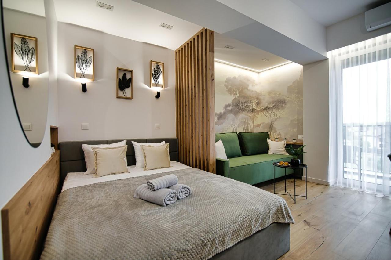 Good Rest In 52 Apartment Zator Bagian luar foto