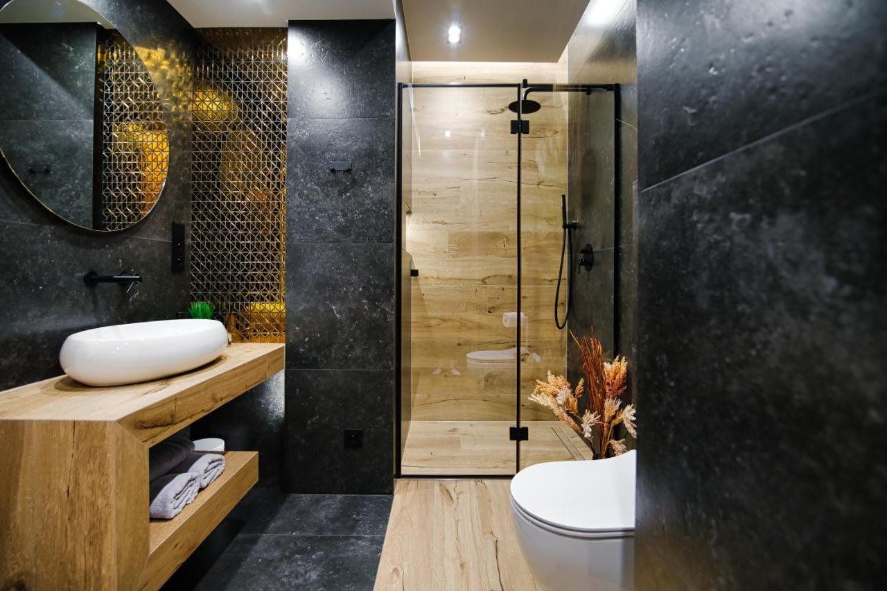 Good Rest In 52 Apartment Zator Bagian luar foto