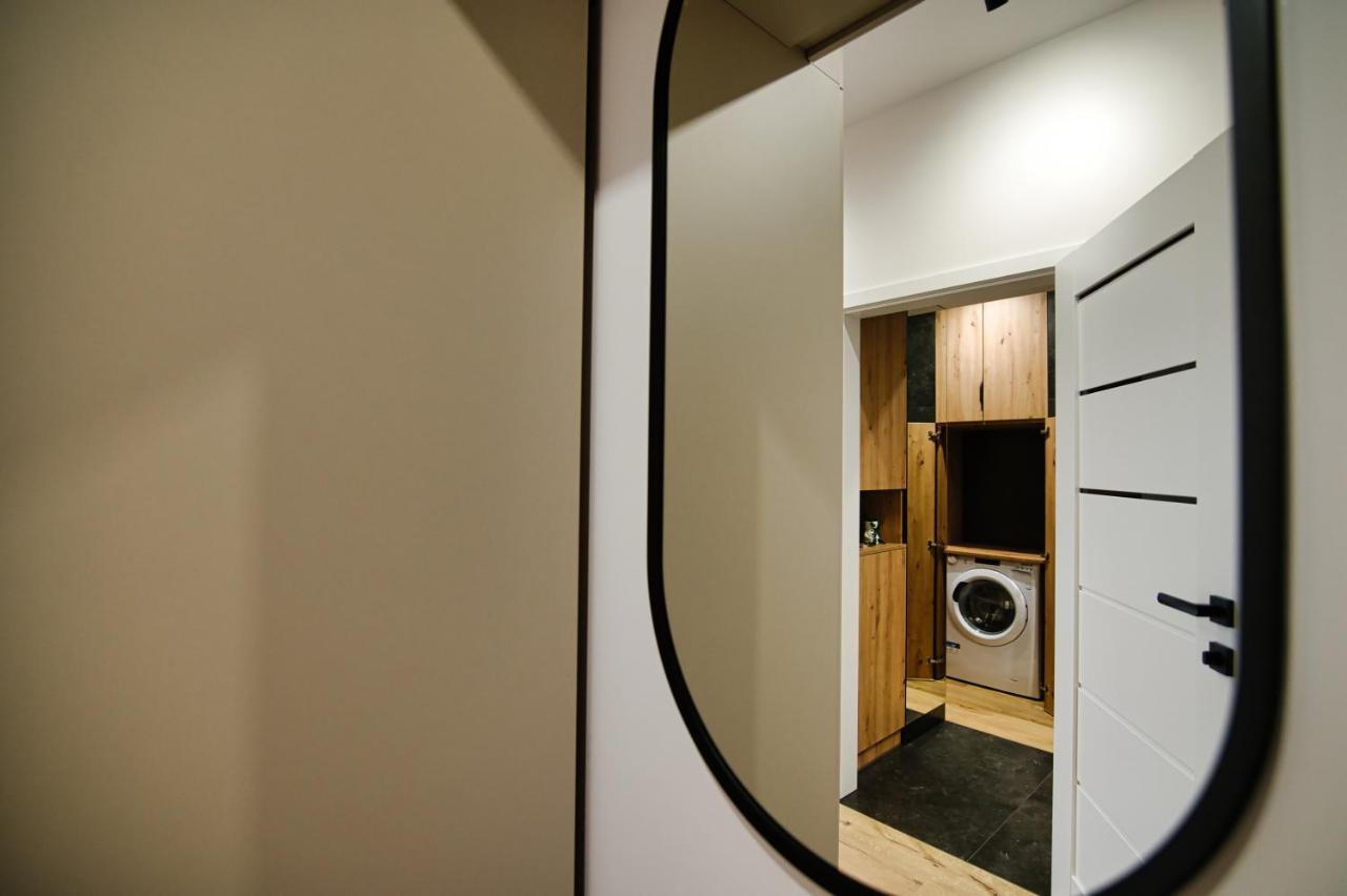 Good Rest In 52 Apartment Zator Bagian luar foto