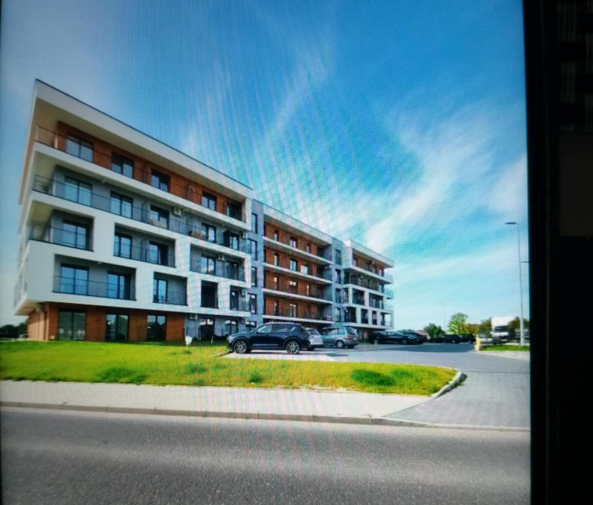 Good Rest In 52 Apartment Zator Bagian luar foto